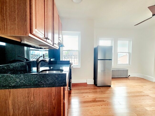 Photo - 102 Myrtle St
