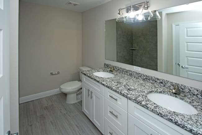 Photo - 9938 N Athenia Dr