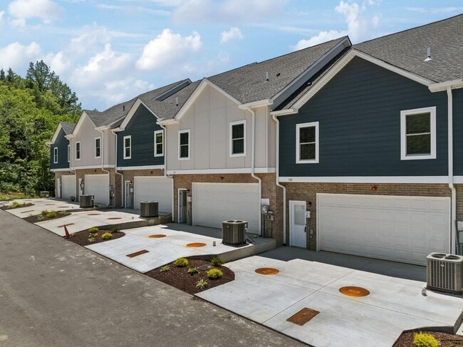 Photo - 138 Wilson Ct