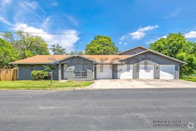 Building Photo - 8907 Reininger Dr Rental