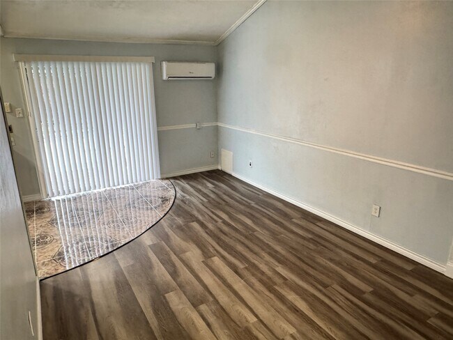 Photo - 23115 Ludgate Dr