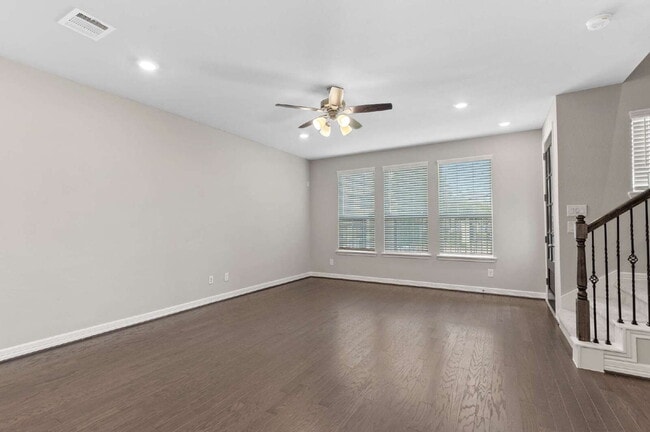9511 Towne Lake Pkwy