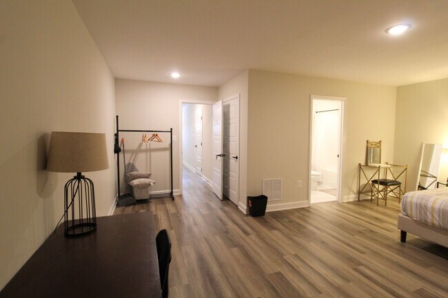 Photo - New construction 4 bed 3.5 bath townhome!