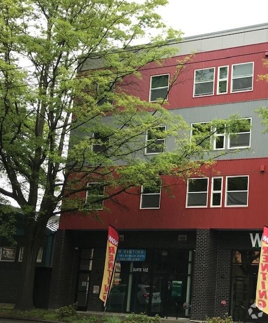 Building Photo - 3208 Rainier Ave S Unit 303 Rental