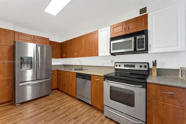Building Photo - 401 69th St Unit 406 Rental