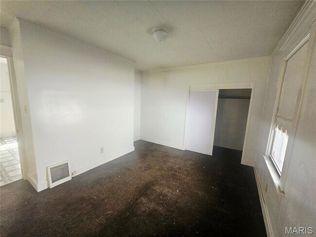 Photo - 8709 Alva Ave