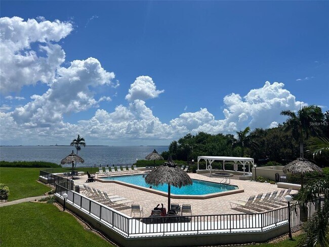 Building Photo - 6372 Palma Del Mar Blvd S Unit 219