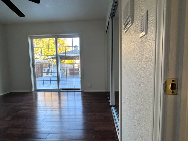 3100 SE 122nd Ave Unidad Main house
