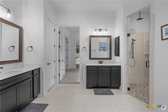 Building Photo - 1604 Hinterwald St Rental