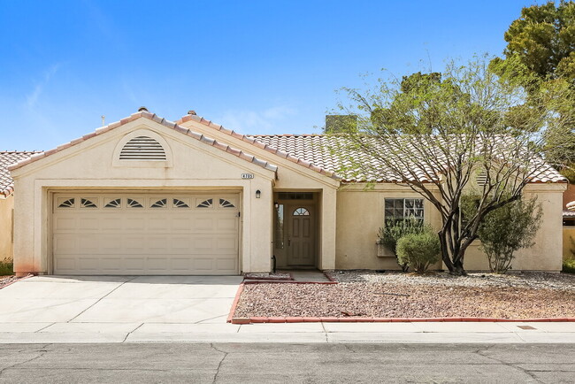 Building Photo - 4705 Wild Oak Way