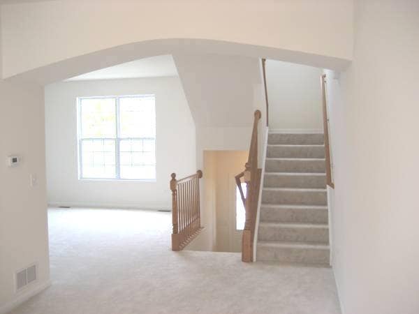 Photo - 928 Charlton Ln