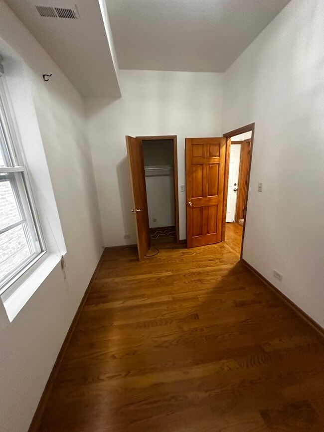 Photo - 1420 N Western Ave Unit 2F