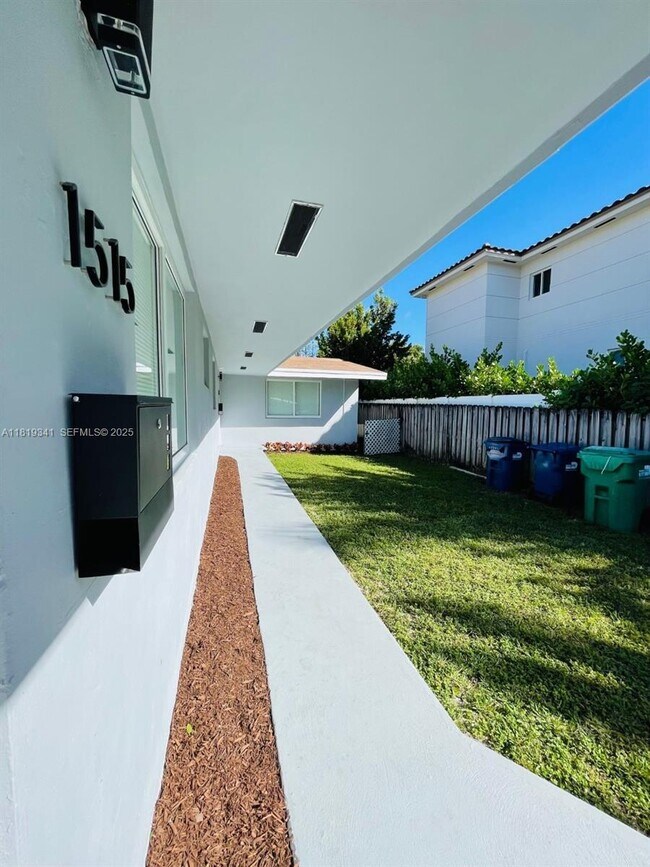 Photo - 1515 NE 110th St Unidad 1515