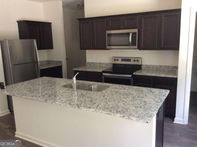 Photo - 7288 Emma Ct