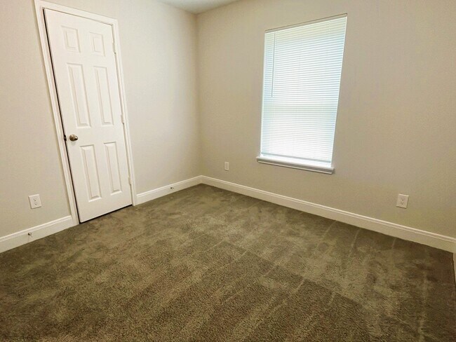 Photo - 711 S Houston Ave Unidad C