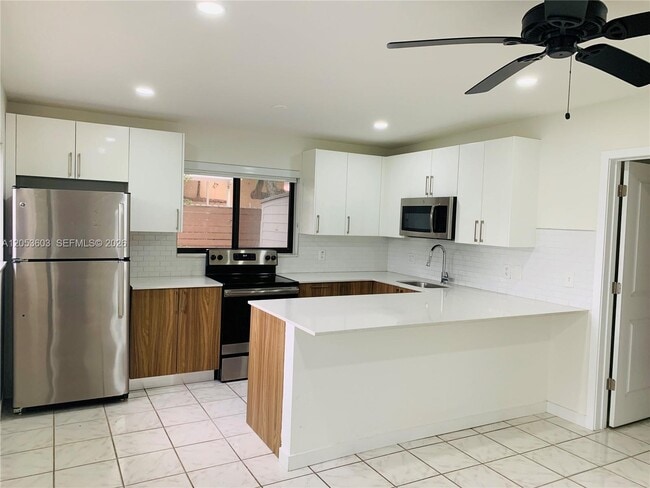 2786 SW 32nd Ave Unit 2790