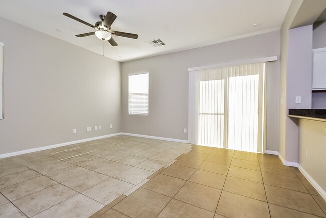 Photo - 8024 Carr Valley St