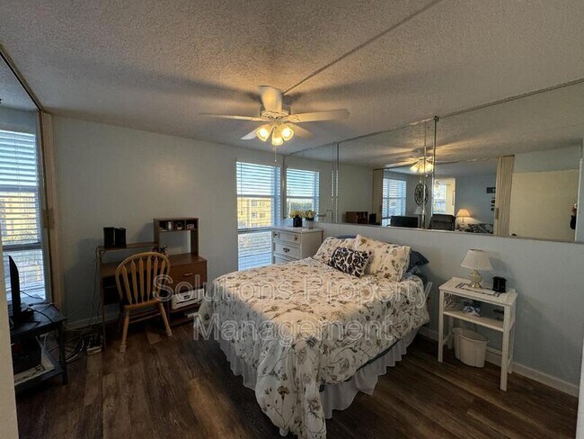 Photo - 4700 Ocean Beach Blvd Unit 322