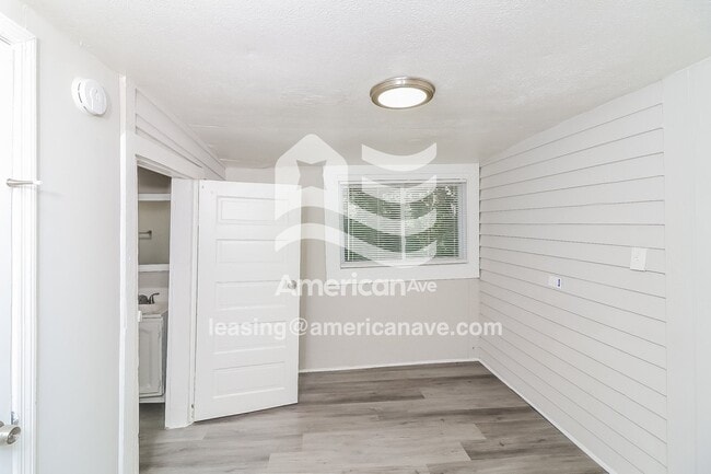 Photo - 808 Park Ave