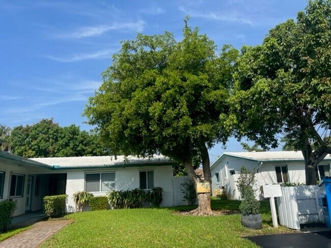 Photo - 5901-5911 NE 18th Ave