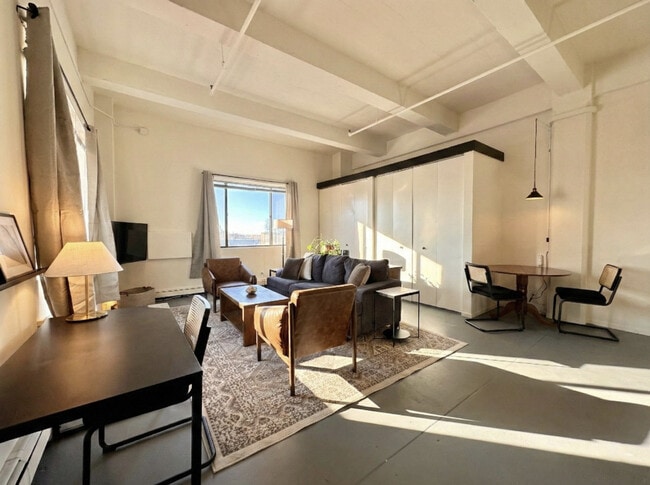 Photo - 823 N 2nd St Unidad ID1404701P