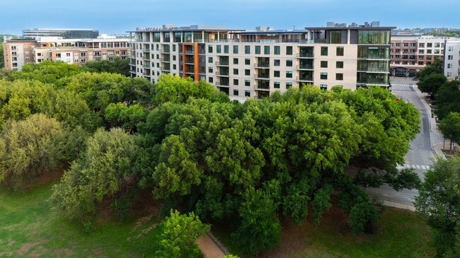 Encore Lakeside Building