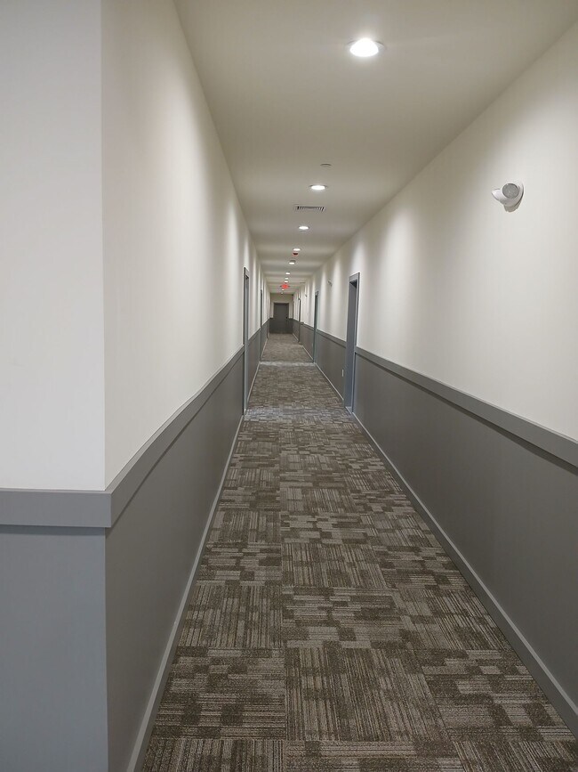 Photo - The Pinnacle at Swiftwater Unit 106- The Pinnacle At Swiftwater Apartments