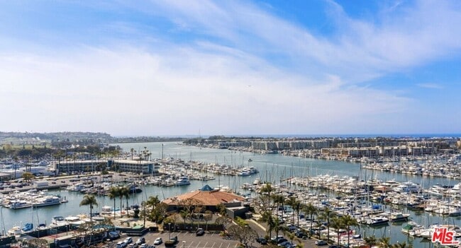 Photo - 13700 Marina Pointe Dr Unit 608