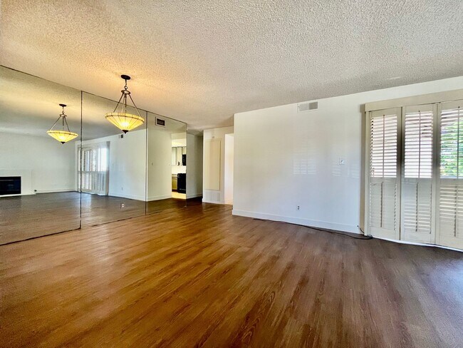 3516 Seahorn Cir
