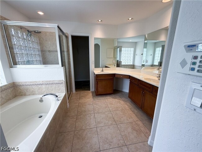 Photo - 2110 SW 38th Terrace