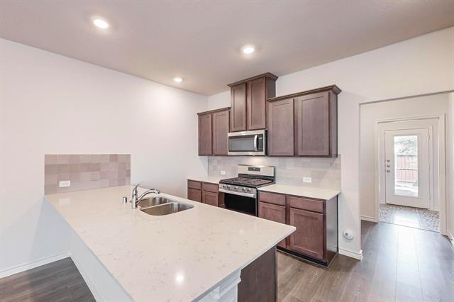 Building Photo - 2321 Astapor Dr
