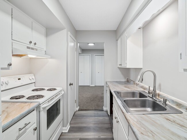 Photo - Grant Street Apartments