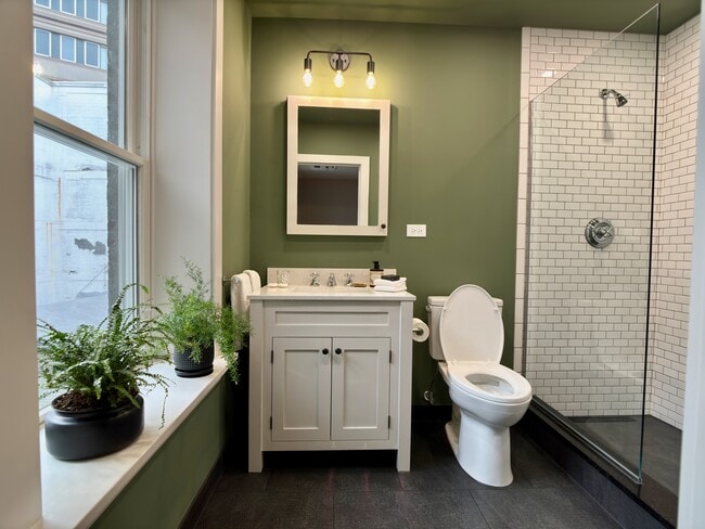 Photo - The Granite Building