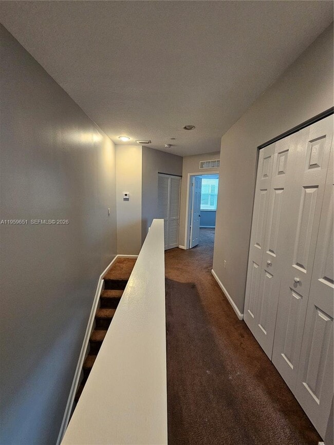 Photo - 1033 NE 17th Way