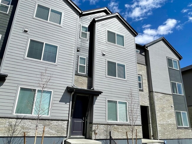 Building Photo - 11161 W 53rd Pl Rental
