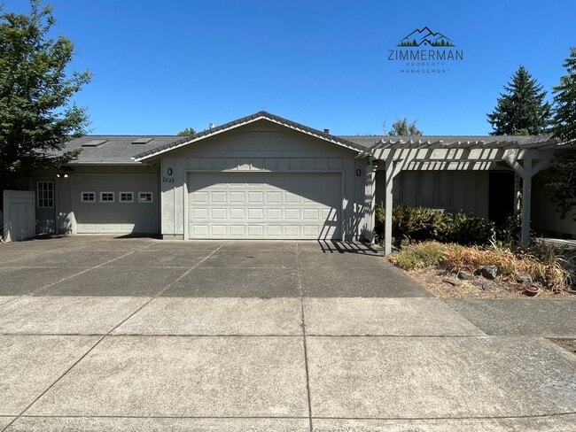 Building Photo - 3 Bedroom, 3 Bathroom Home in Beautiful Sh...