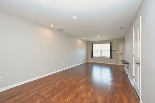 Photo - Minutes to Nashville! Stylish 2BR/2.5BA Goodlettsville Townhome