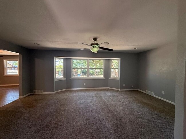Photo - 2625 NW 51st St