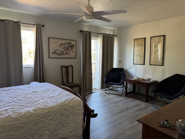 Photo - 23256 Lone Pine Dr