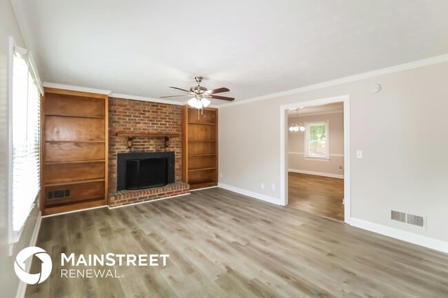 Photo - 6348 Phillips Pl