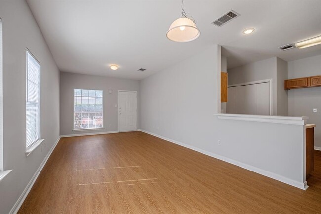 Photo - 2300 S Bagdad Rd