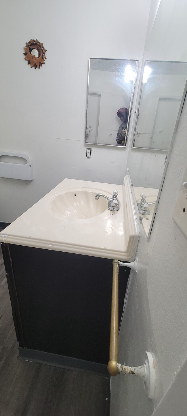 Photo - 5920 Streamview Dr Unidad 4