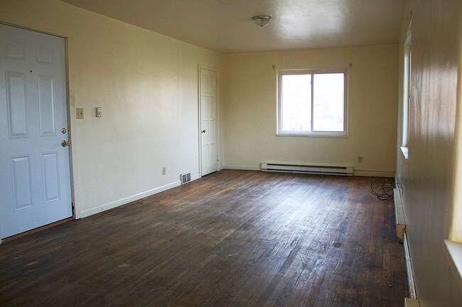 Building Photo - 1706 W Grand Ave Unit 2 Rental