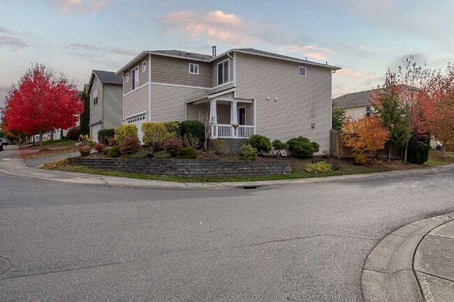 Building Photo - Spacious 3 Bedroom 2.5 Bathroom Rental Pro...