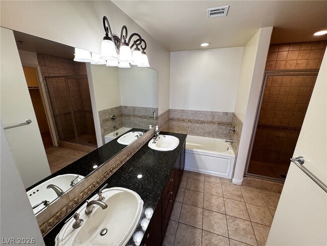 Photo - 2405 W Serene Ave Unit 517