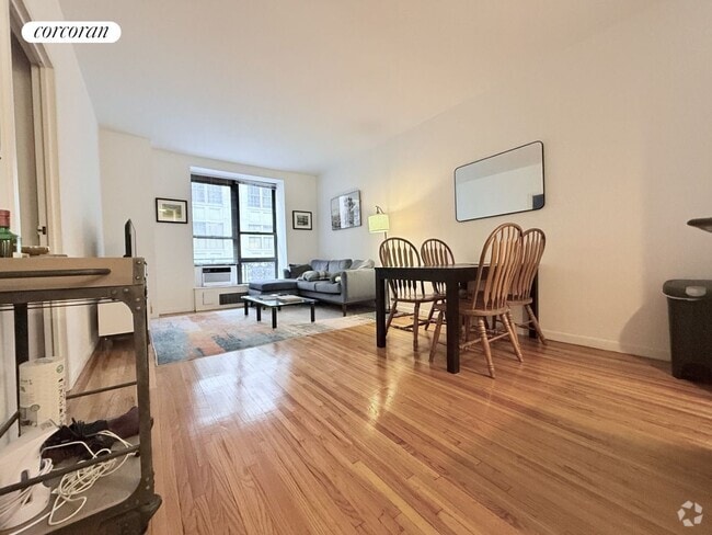 Building Photo - 117 W 58th St Rental