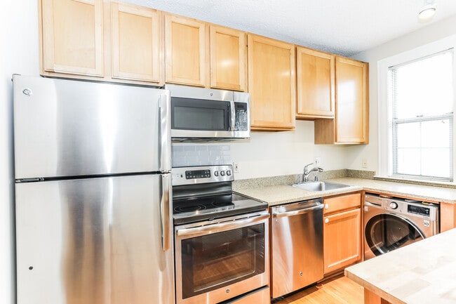 Photo - 1401 Columbia Rd NW Unit 418