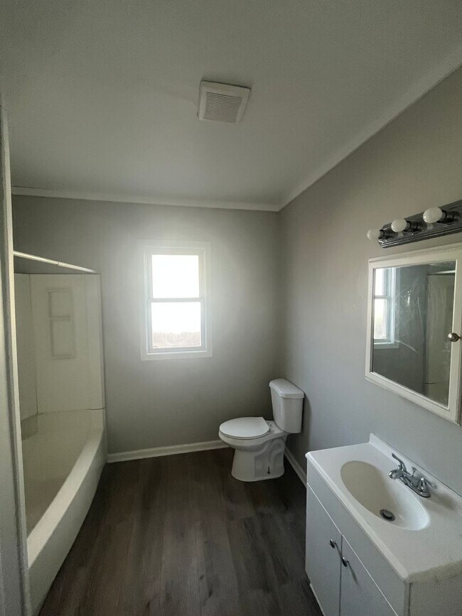 Photo - 8 Morgan St Unit 8 Morgan St-DN