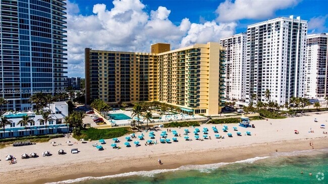 Building Photo - 2501 S Ocean Dr Unit 327 Rental