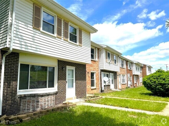 Building Photo - 430 Canton Rd Unit 5 Rental